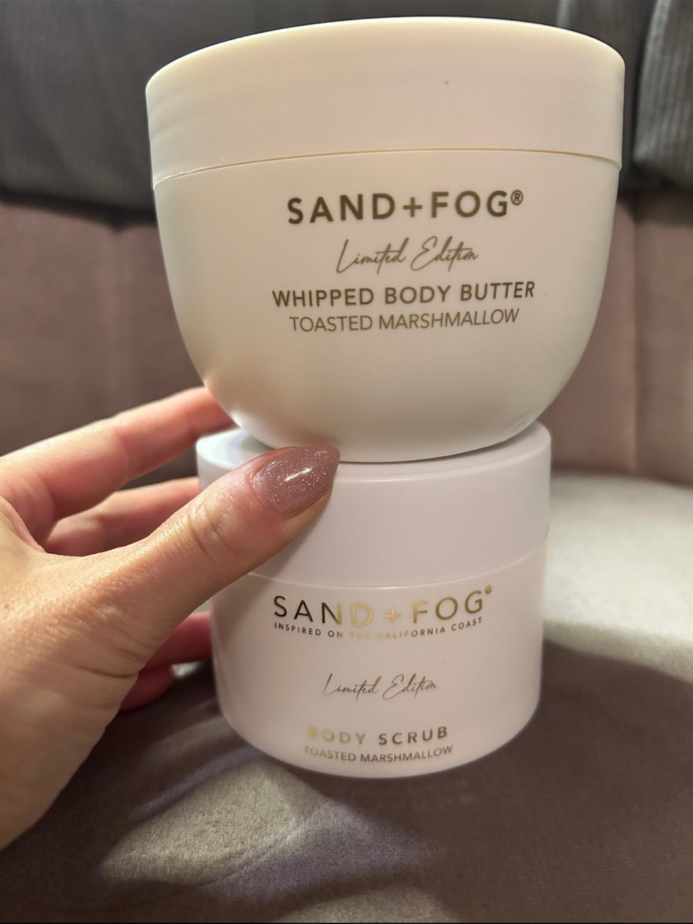 SAND+FOG Toasted Marshmallow Whipped Body Butter - White